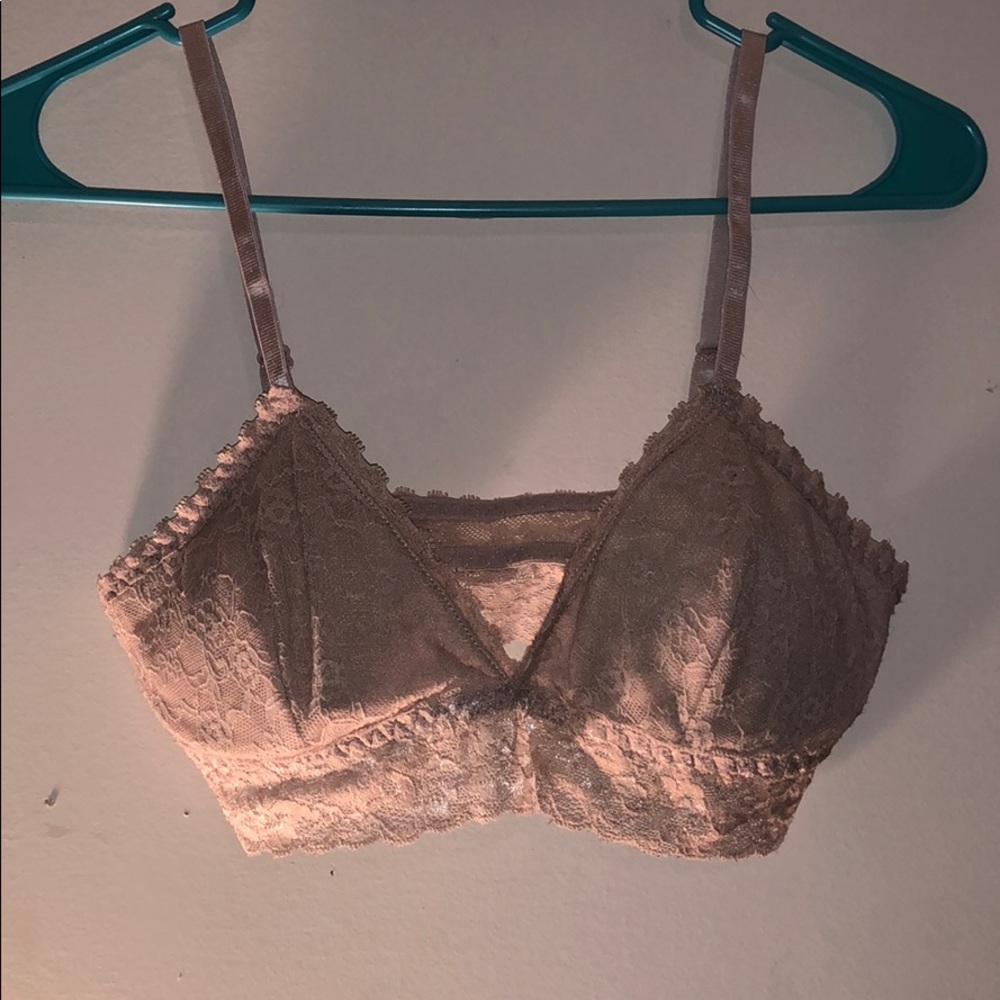 pink/nude bralette